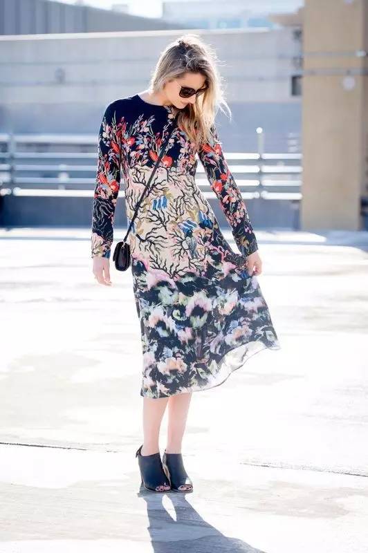 消消乐海滨假日攻略 开心消消乐姐妹篇攻略大全“三亿体育手机版”(图2) 三亿体育手机版